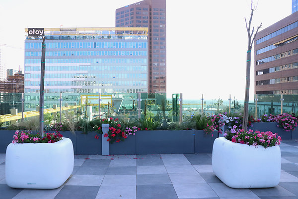Image Rooftop 4 1027 - 83 of 123