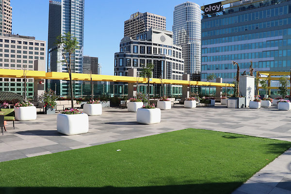 Image Rooftop 4 1027 - 104 of 123