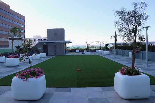 Image Rooftop 4 1027 - 64 of 123
