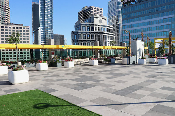 Image Rooftop 4 1027 - 107 of 123