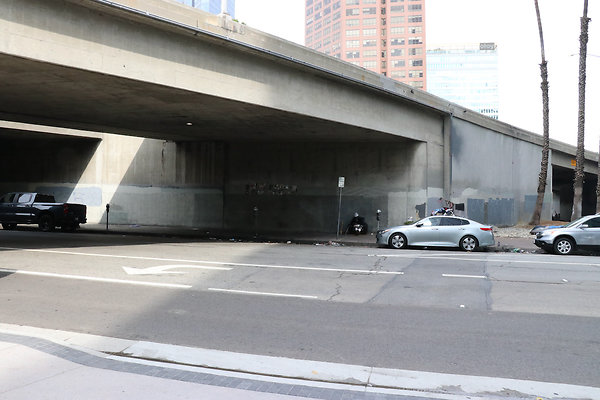 Thea Frontage Loading 8th - 4 of 60