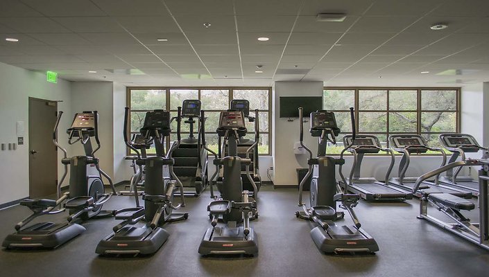 The-Park-Calabasas-Fitness-Center-002