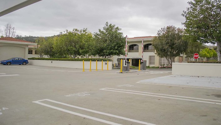 The-Park-Calabasas-Parking-Garage-006
