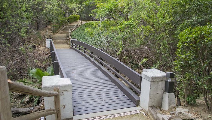 The-Park-Calabasas-Park-081