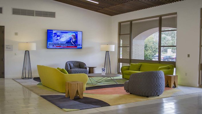 The-Park-Calabasas-Main-Building-Lobby-015