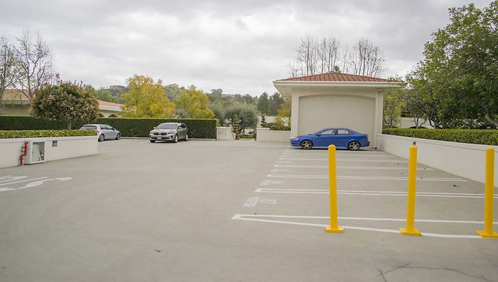 The-Park-Calabasas-Parking-Garage-003