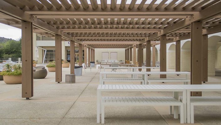 The-Park-Calabasas-Main-Building-Terrace-Pergulas-010