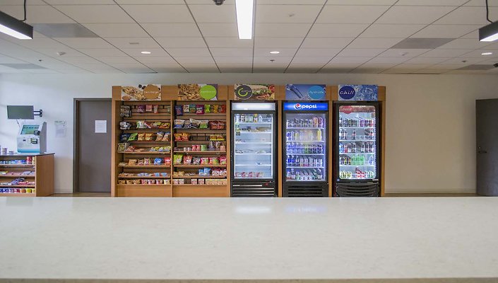 The-Park-Calabasas-Main-Building-Market-006