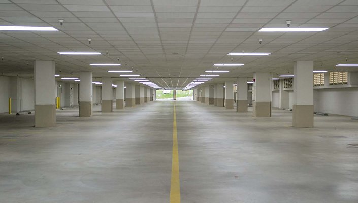 The-Park-Calabasas-Main-Building-VIP-Parking-006