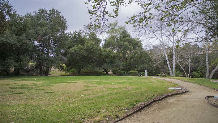 The-Park-Calabasas-Park-087