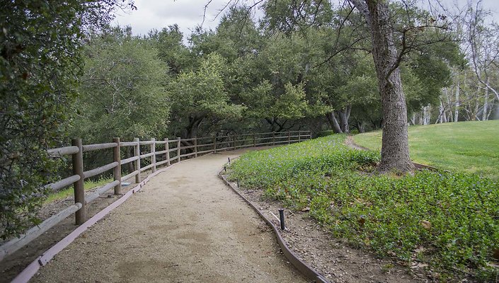 The-Park-Calabasas-Park-034