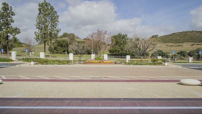 The-Park-Calabasas-Plaza-021