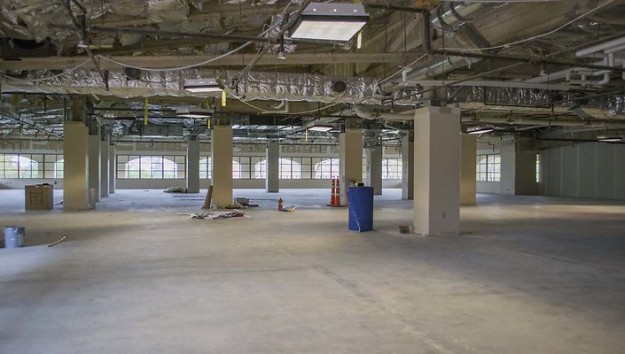 The-Park-Calabasas-Main-Building-Vacant-Suite-002