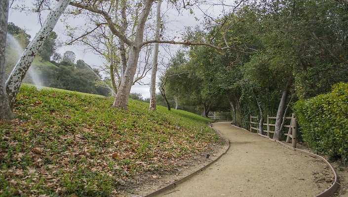 The-Park-Calabasas-Park-040