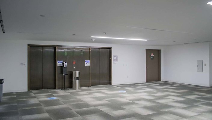 The-Park-Calabasas-Main-Building-Tenant-Parking-006