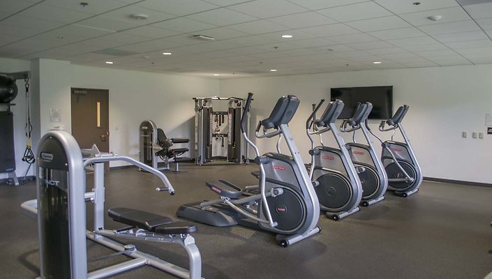 The-Park-Calabasas-Fitness-Center-006