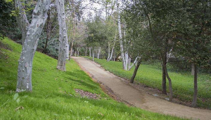The-Park-Calabasas-Park-024