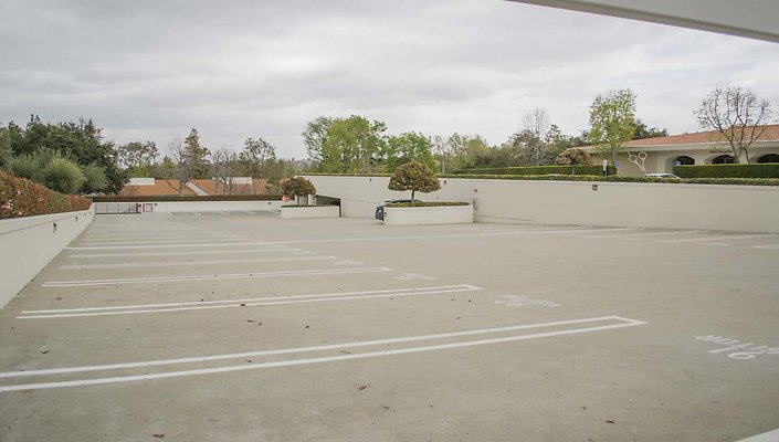 The-Park-Calabasas-Parking-Garage-005