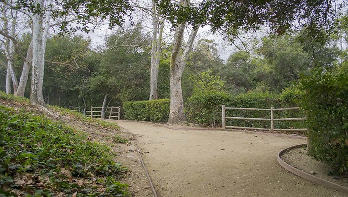 The-Park-Calabasas-Park-042