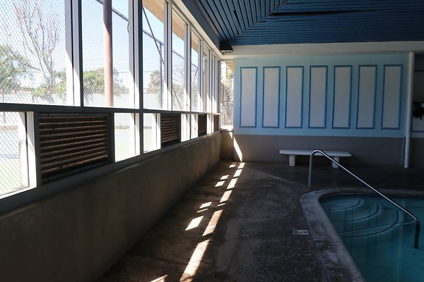 Pool Indoor vistaDelMar - 12 of 17