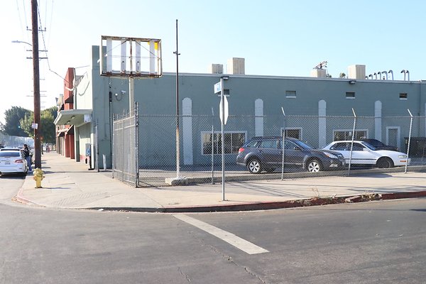 3871Western laundromat - 088