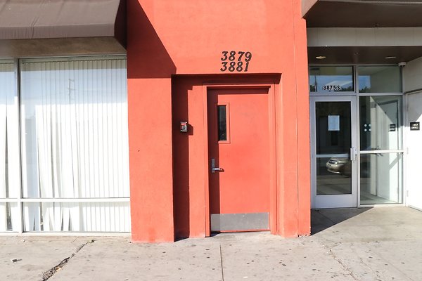 3871Western laundromat - 069
