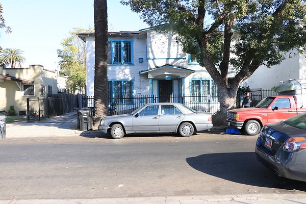 3871Western laundromat - 090