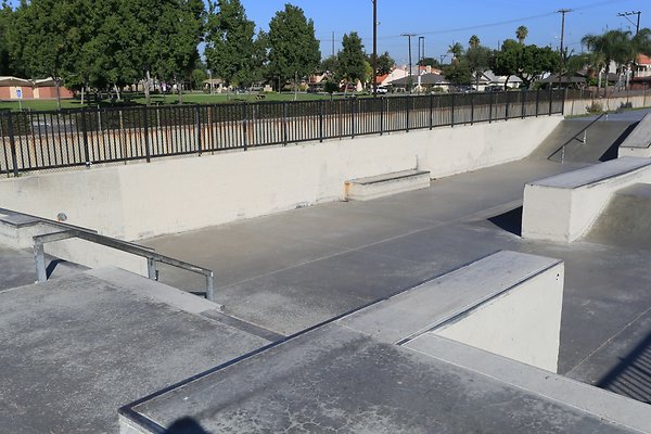 Bellflower Caruthers Skatepark - 084