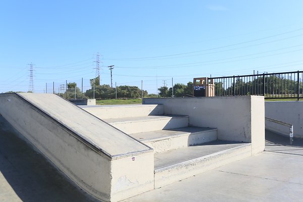 Bellflower Caruthers Skatepark - 070