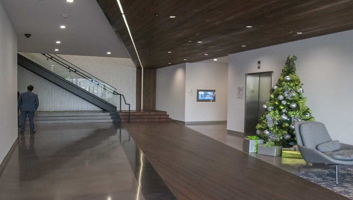 Marina-Park-4551-Glenco-Ave-Lobby-004