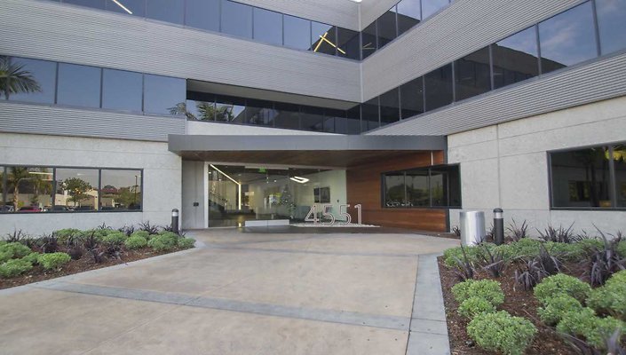 Marina-Park-4551-Glenco-Ave-Plaza-002
