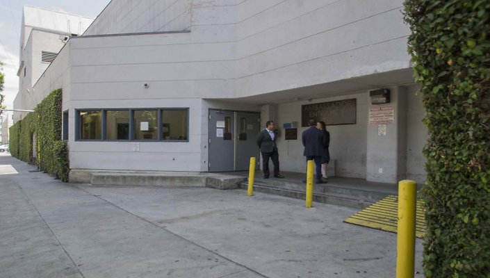 Sofitel-LA-at-Beverly-Hills-Loading-Dock-005