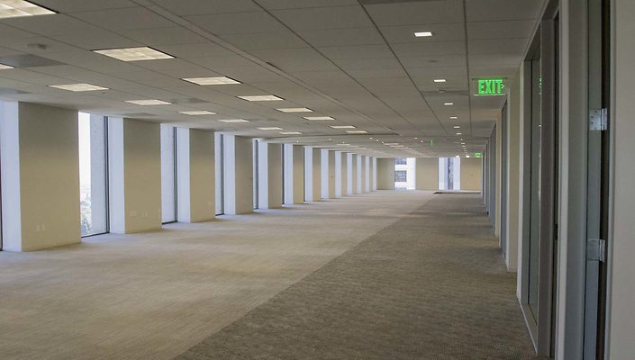 The-Plaza-13th-Floor-037