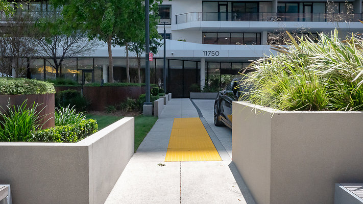 TheLandmark-LosAngeles Exterior-16