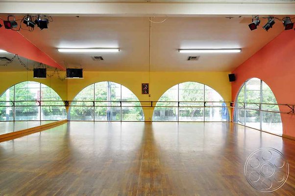 ballroom-8-2