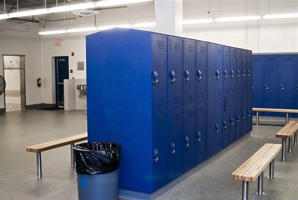 locker2lg