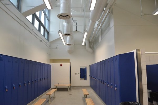 locker1lg