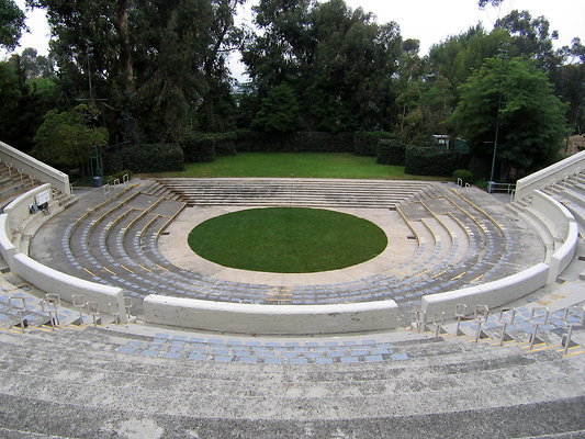 28 Oxy Amphitheater