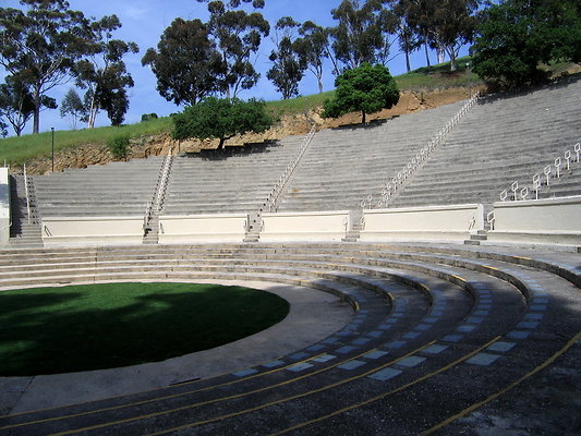8 Oxy Amphitheater