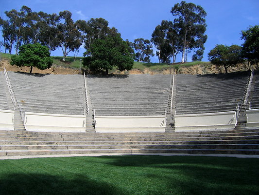 3 Oxy Amphitheater