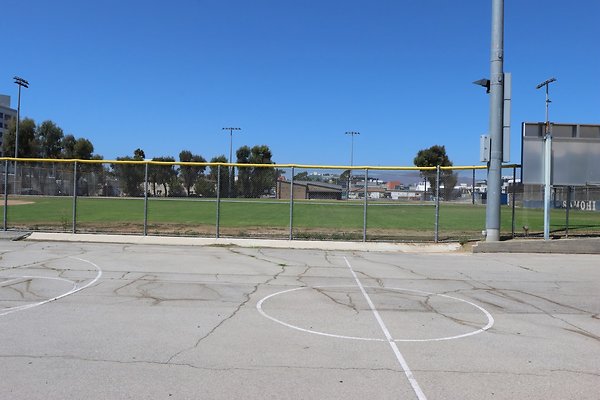samohi extBBall Basecamp - 9 of 22