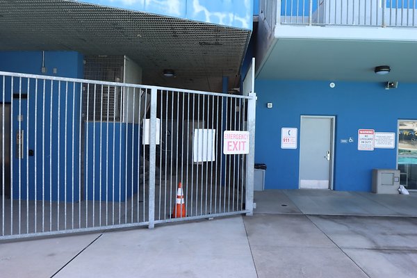 samohi pool - 21 of 25