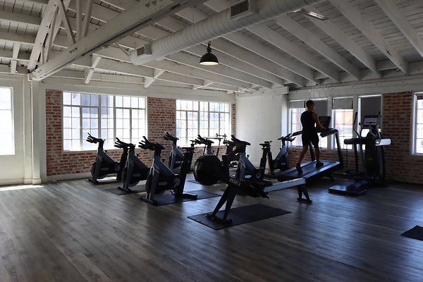 Pharos Gym UpperMain Cardio - 11 of 27