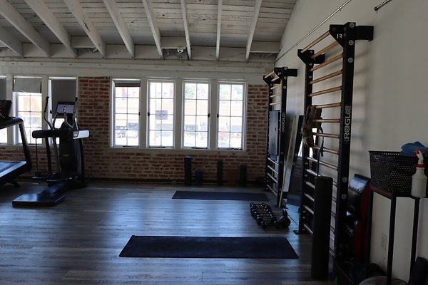 Pharos Gym UpperMain Cardio - 9 of 27