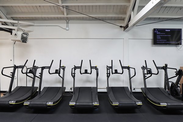 PharosGym BoxingWeights Upstairs - 38 of 95
