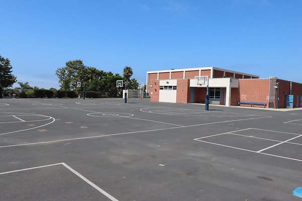 MalibiHigh BBallCourts Ext - 24 of 41