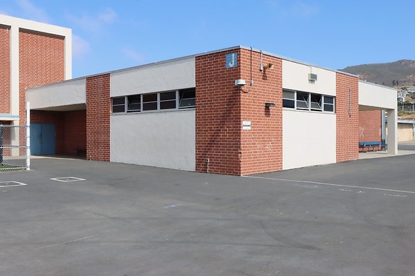 MalibiHigh BBallCourts Ext - 9 of 41
