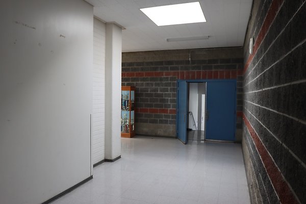 MalibuHigh UpperBball Hallways - 14 of 34