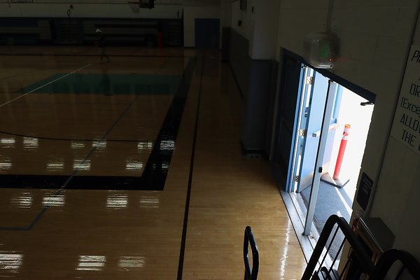MalibuHigh LowerBBallCourt Int - 25 of 38