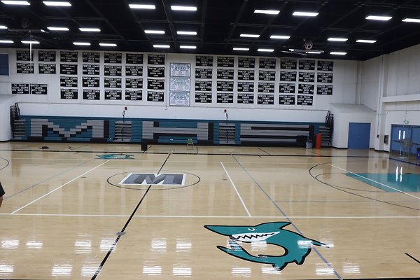 MalibuHigh LowerBBallCourt Int - 17 of 38